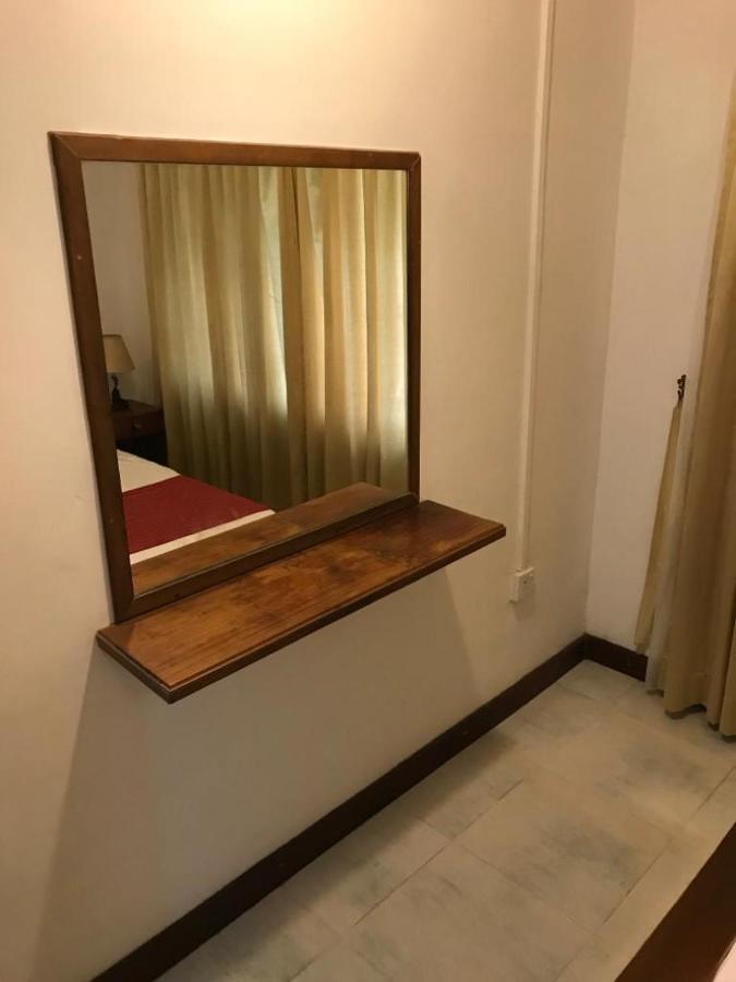 Mjm Villa Коломбо Екстериор снимка
